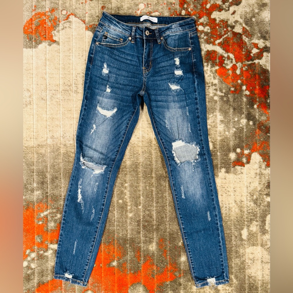 KanCan Distressed Skinny Jeans